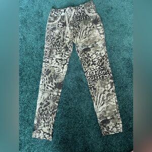 For Hers women pants , green, size XS/S